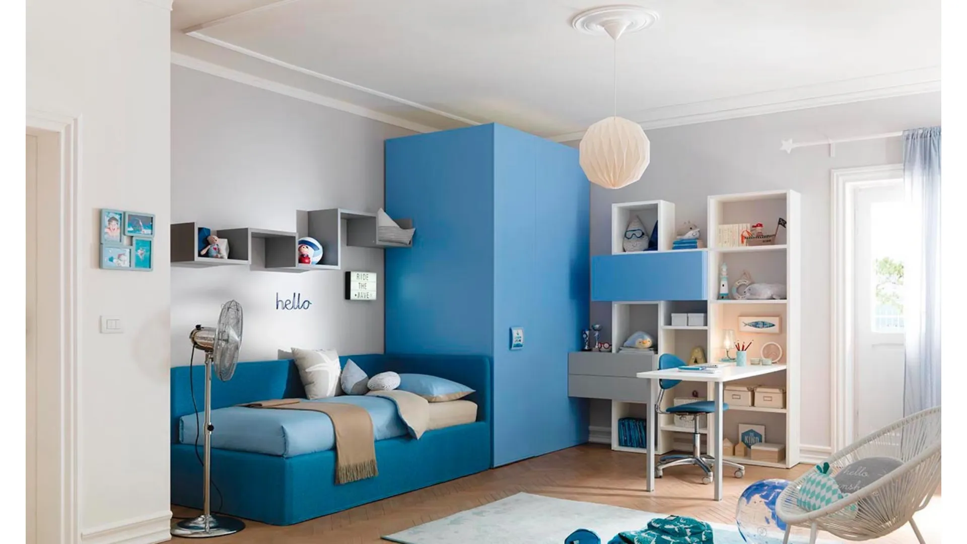 Cameretta con letto a terra per bambini  KC314 di Moretti Compact